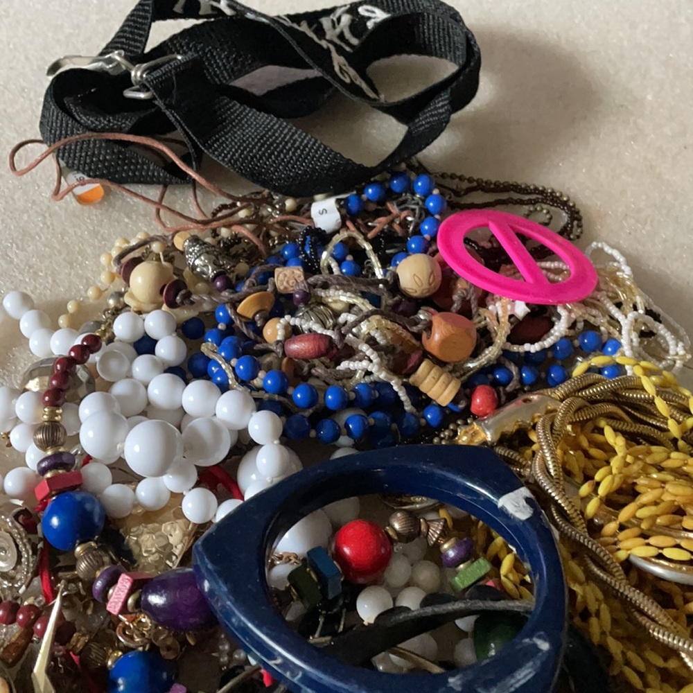 Vintage jewelry lot - Picture 2 of 9